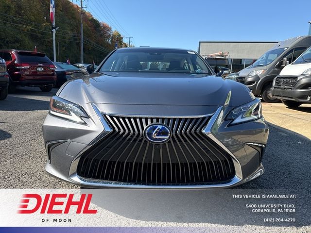 2019 Lexus ES 300h