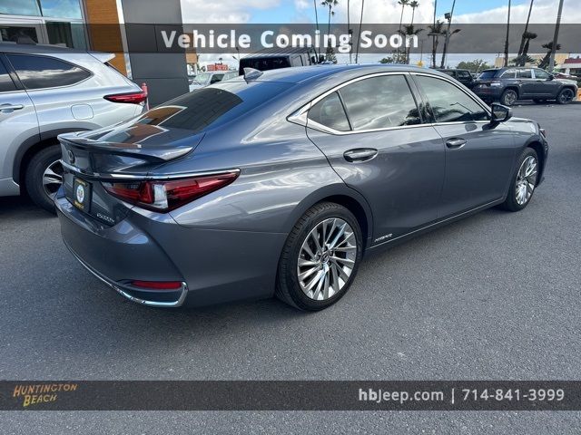 2019 Lexus ES 300h Luxury