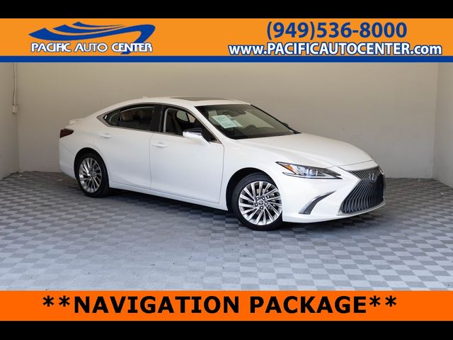 2019 Lexus ES 300h Luxury