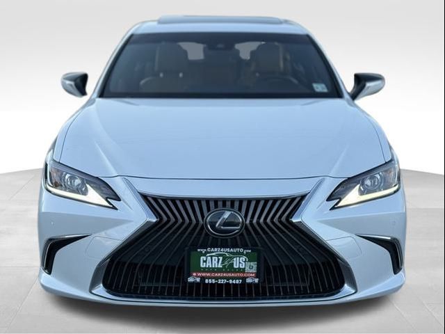 2019 Lexus ES 300h Luxury