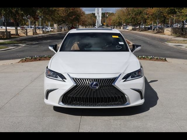 2019 Lexus ES 300h Luxury