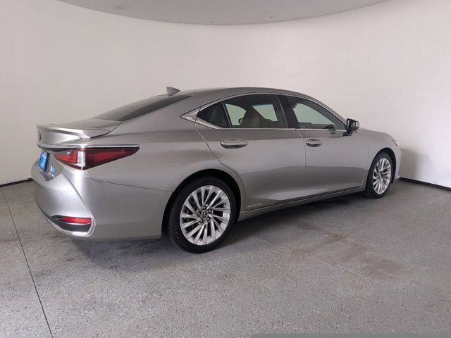 2019 Lexus ES 300h