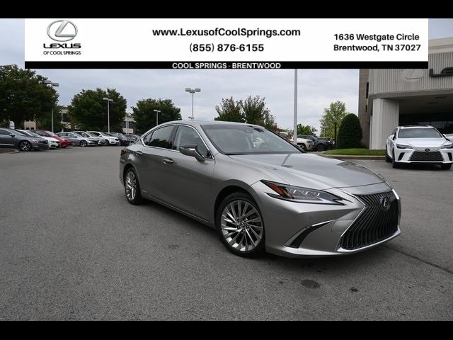 2019 Lexus ES 300h Ultra Luxury