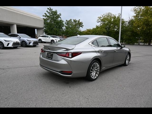 2019 Lexus ES 300h Ultra Luxury