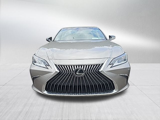 2019 Lexus ES 