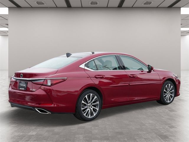 2019 Lexus ES 