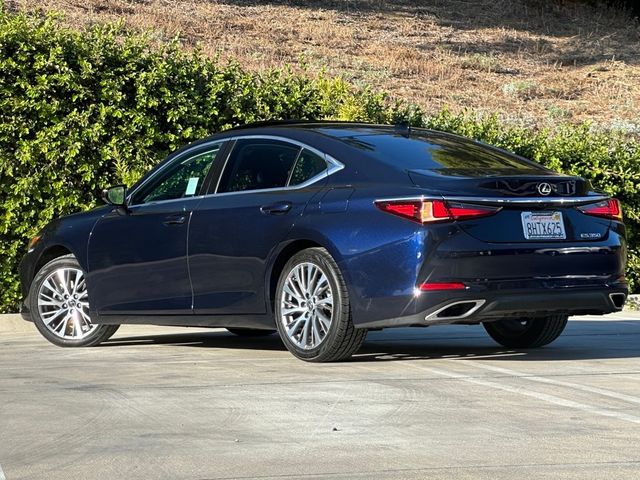 2019 Lexus ES 