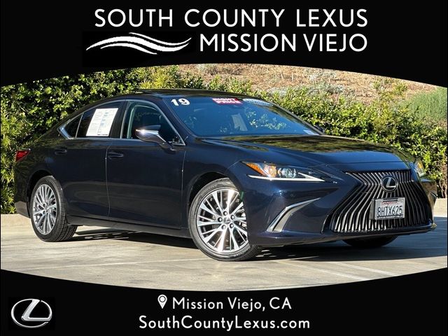 2019 Lexus ES 