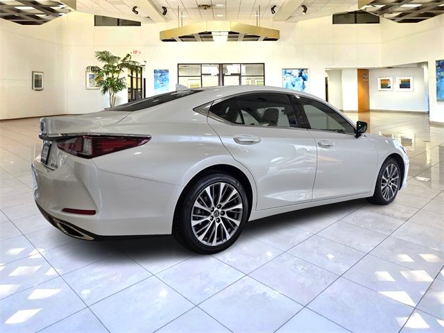 2019 Lexus ES 350