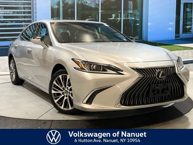 2019 Lexus ES 