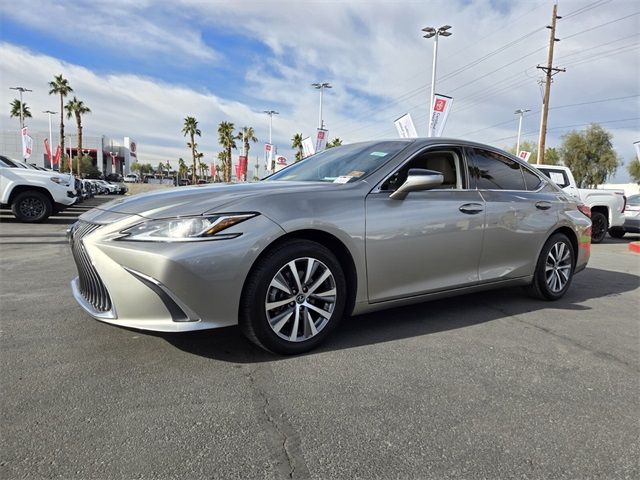 2019 Lexus ES 