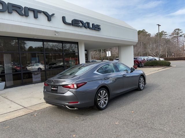 2019 Lexus ES 