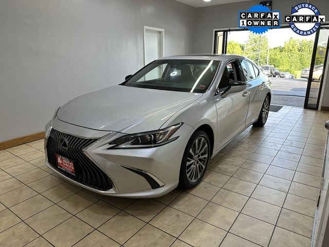 2019 Lexus ES 