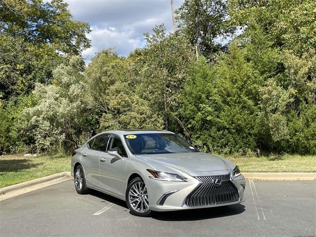 2019 Lexus ES 