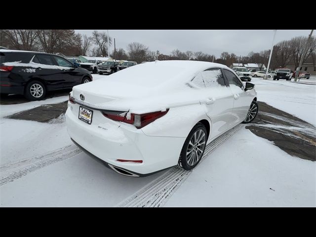 2019 Lexus ES 350