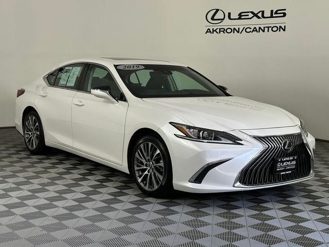 2019 Lexus ES 