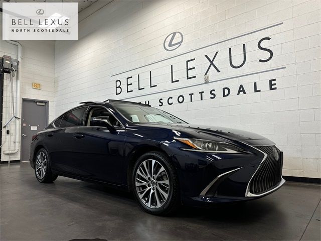 2019 Lexus ES 