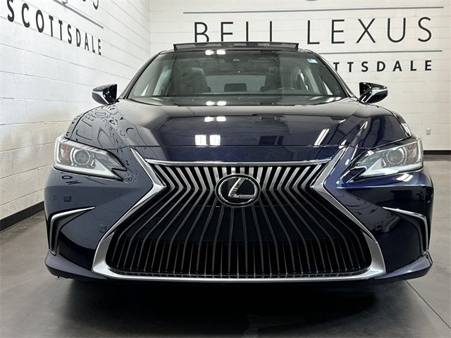 2019 Lexus ES 