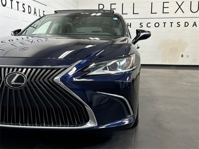 2019 Lexus ES 