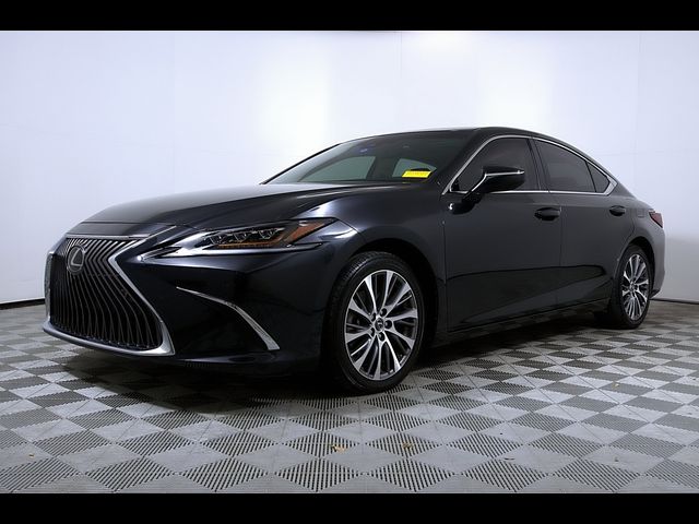 2019 Lexus ES 