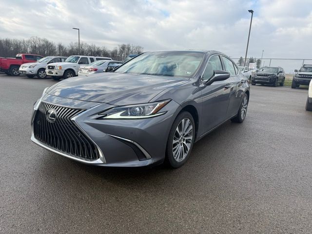 2019 Lexus ES 