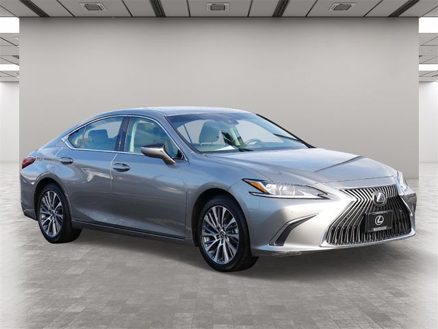 2019 Lexus ES 