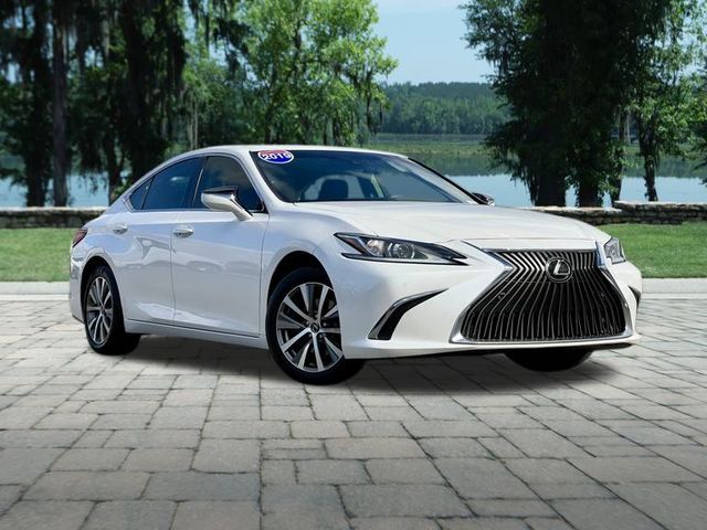 2019 Lexus ES 