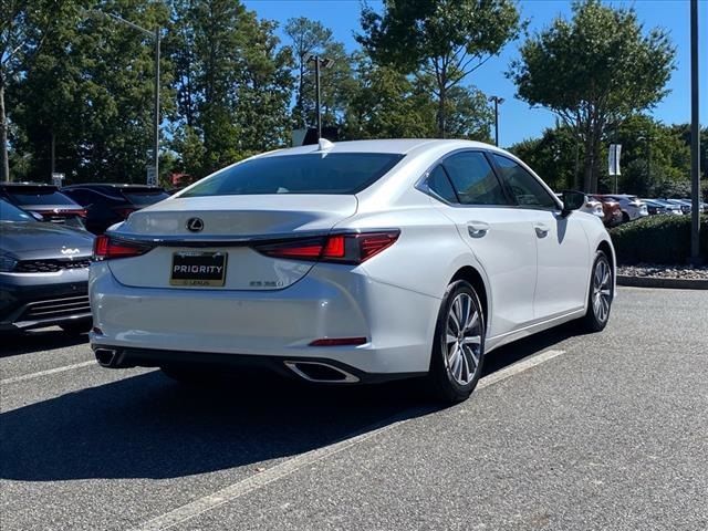 2019 Lexus ES 