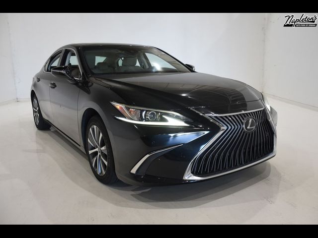 2019 Lexus ES 