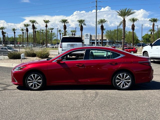 2019 Lexus ES 