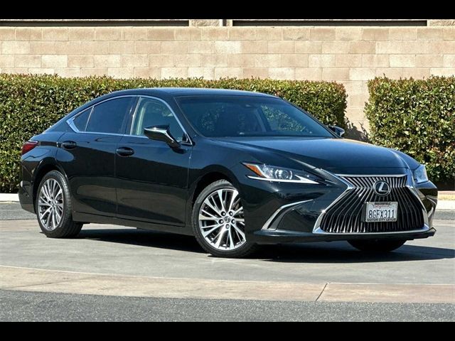 2019 Lexus ES 