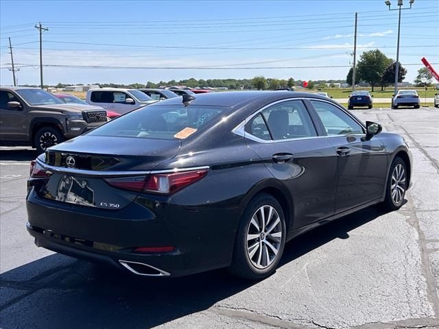 2019 Lexus ES 