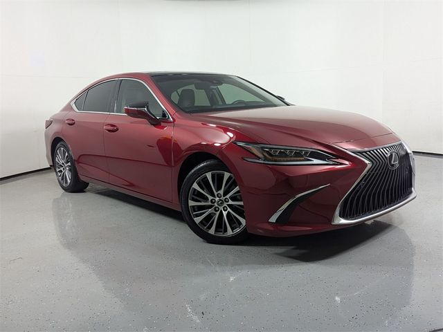 2019 Lexus ES 