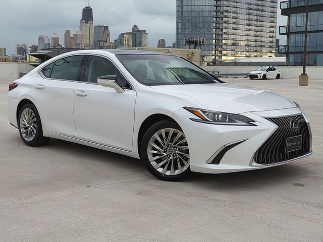 2019 Lexus ES 