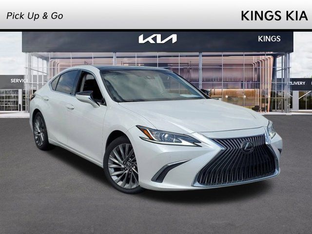 2019 Lexus ES 