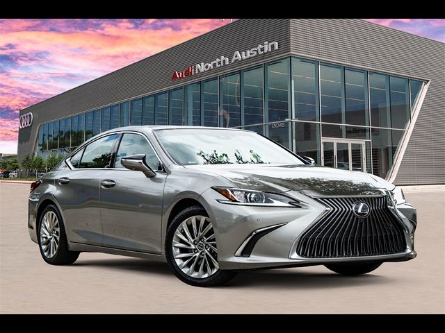 2019 Lexus ES 