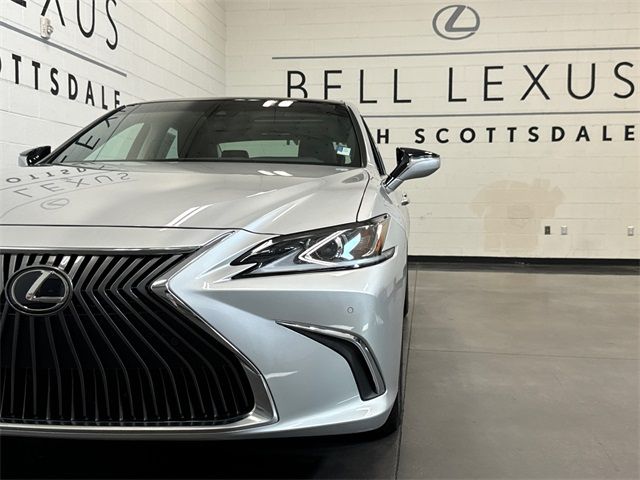 2019 Lexus ES 