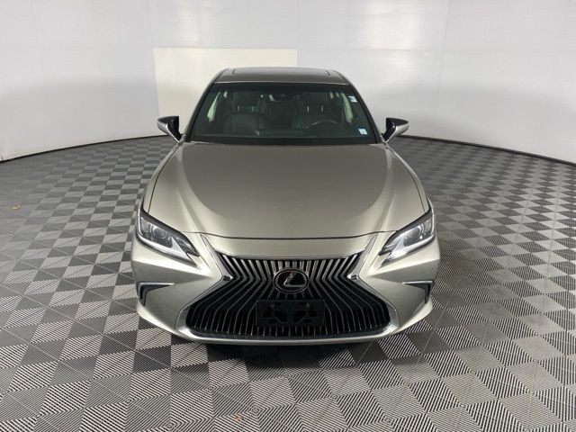 2019 Lexus ES 