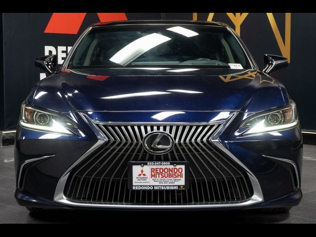 2019 Lexus ES 