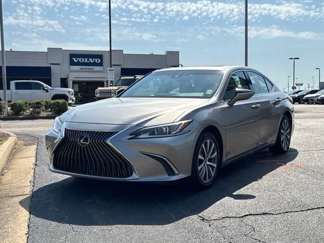 2019 Lexus ES 