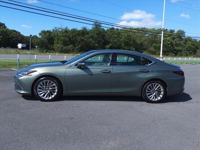 2019 Lexus ES 