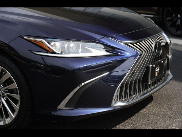 2019 Lexus ES 