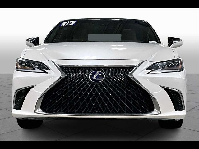 2019 Lexus ES 300h