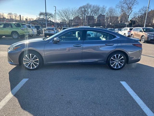 2019 Lexus ES 300h