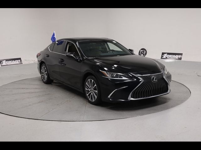 2019 Lexus ES 