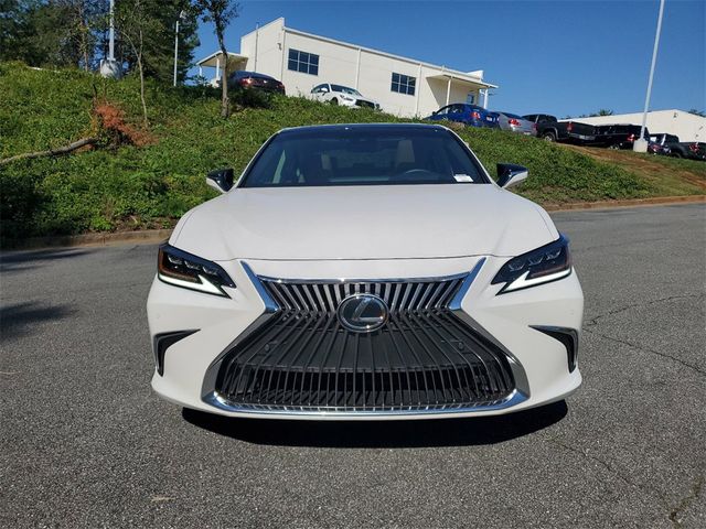 2019 Lexus ES 