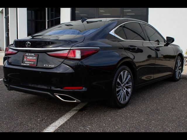 2019 Lexus ES 