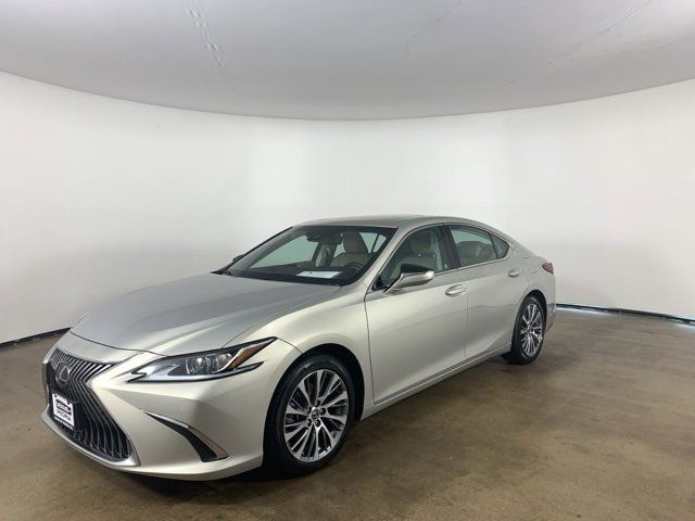 2019 Lexus ES 