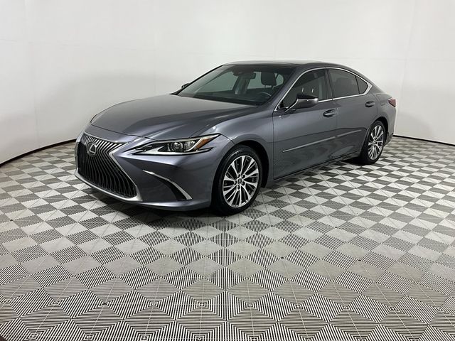 2019 Lexus ES 