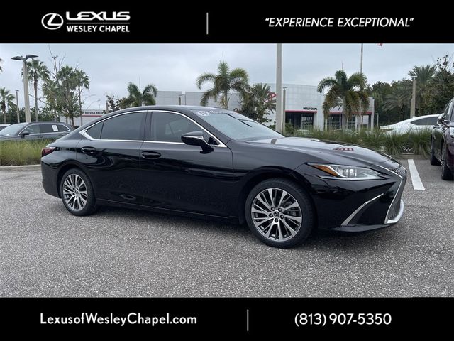 2019 Lexus ES 